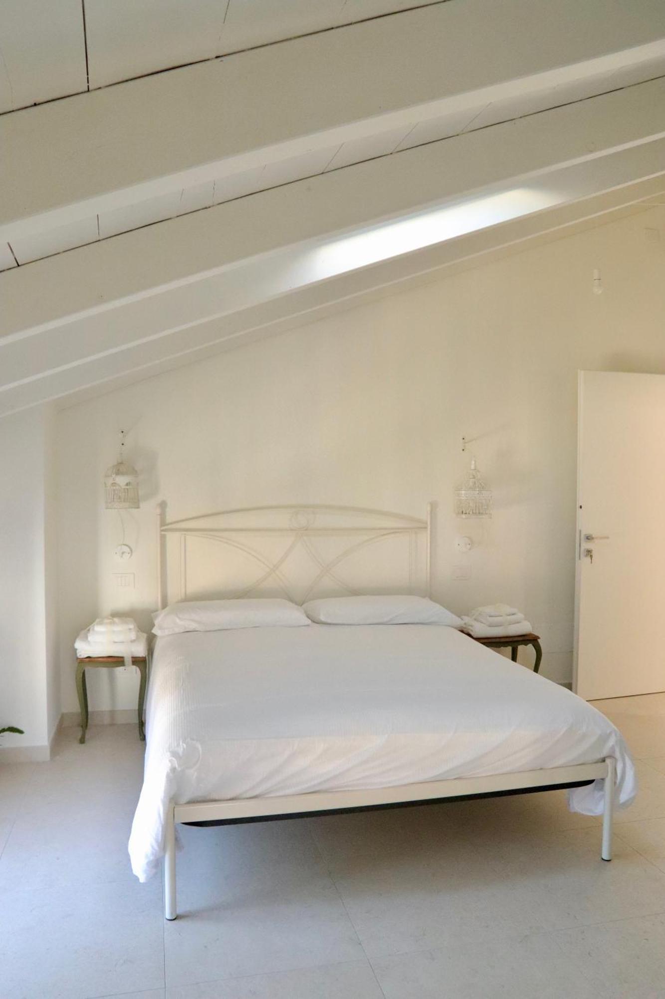 Casa Viola Bed And Breakfast Dimora Di Campagna Calice Ligure Eksteriør billede